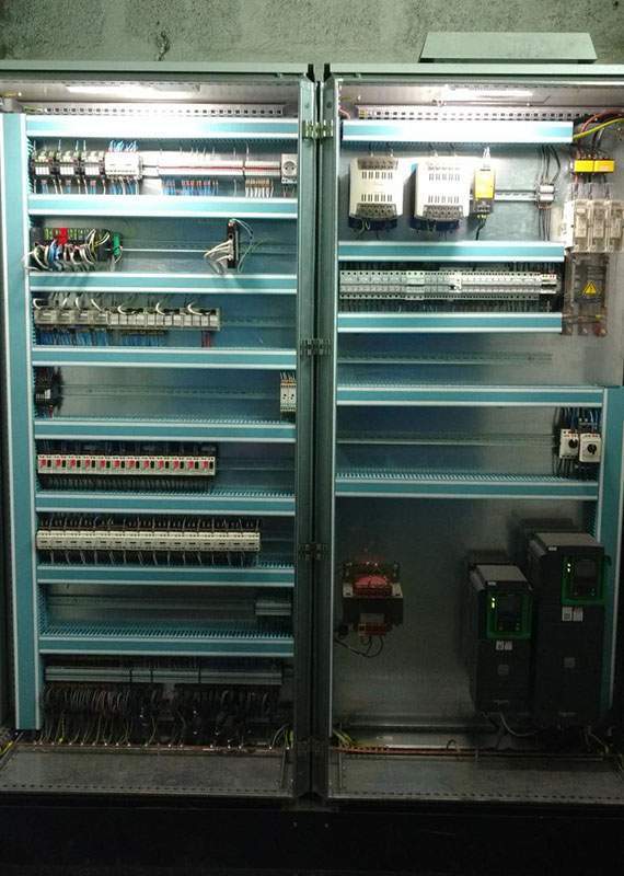 Installation armoire industrielle l'Orne