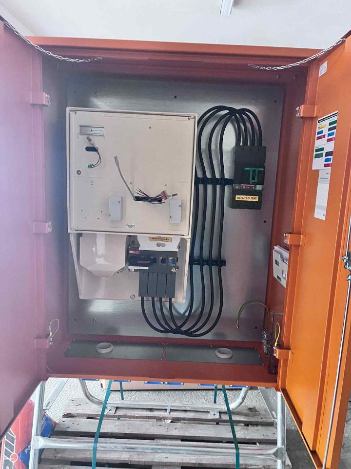 Armoire de branchement électrique professionnelle l'Orne