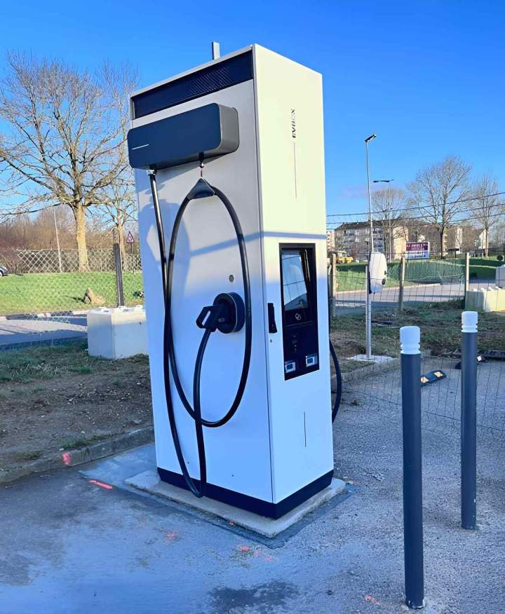 Installation borne de recharge l'Orne