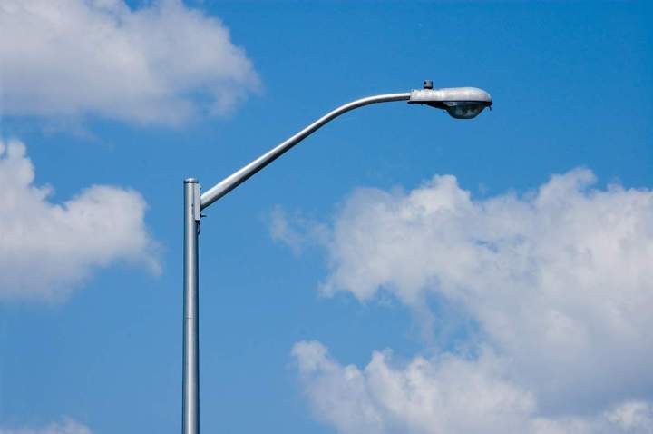 Installation de réseaux d'éclairage public